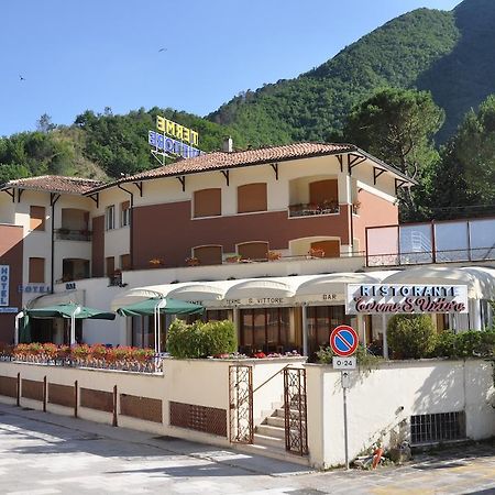 Hotel Terme Di San Vittore Genga  Extérieur photo