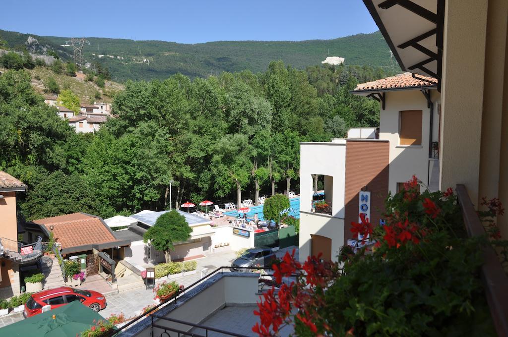Hotel Terme Di San Vittore Genga  Extérieur photo