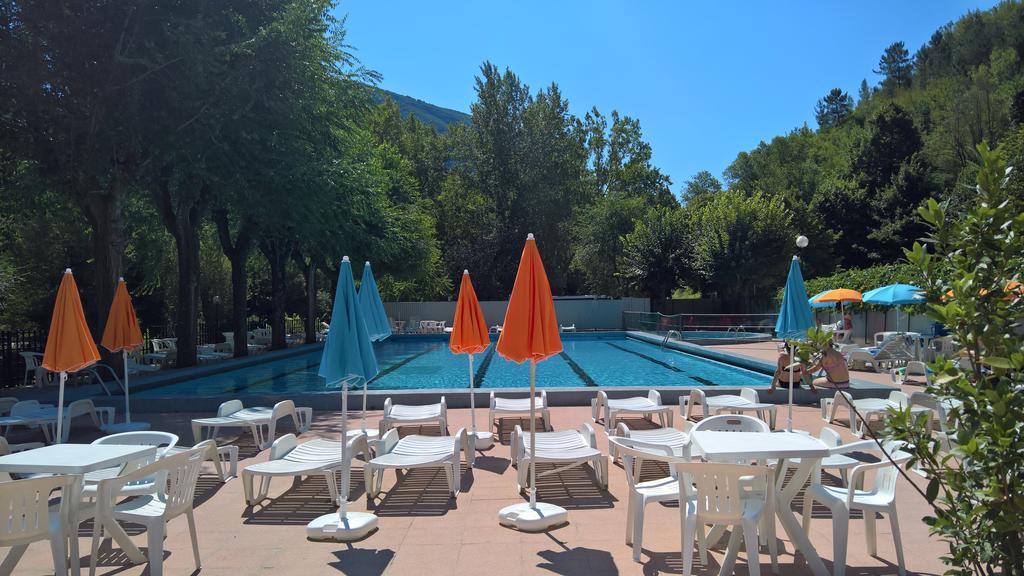 Hotel Terme Di San Vittore Genga  Extérieur photo